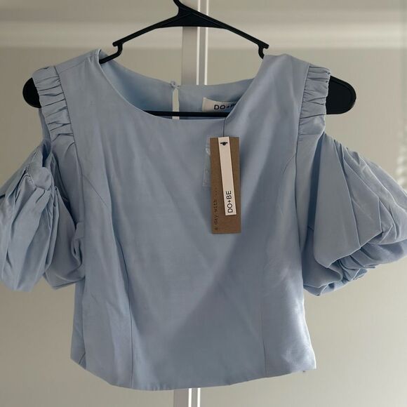 Blue cold shoulder crop top with puff sleeves - Picture 2 of 6